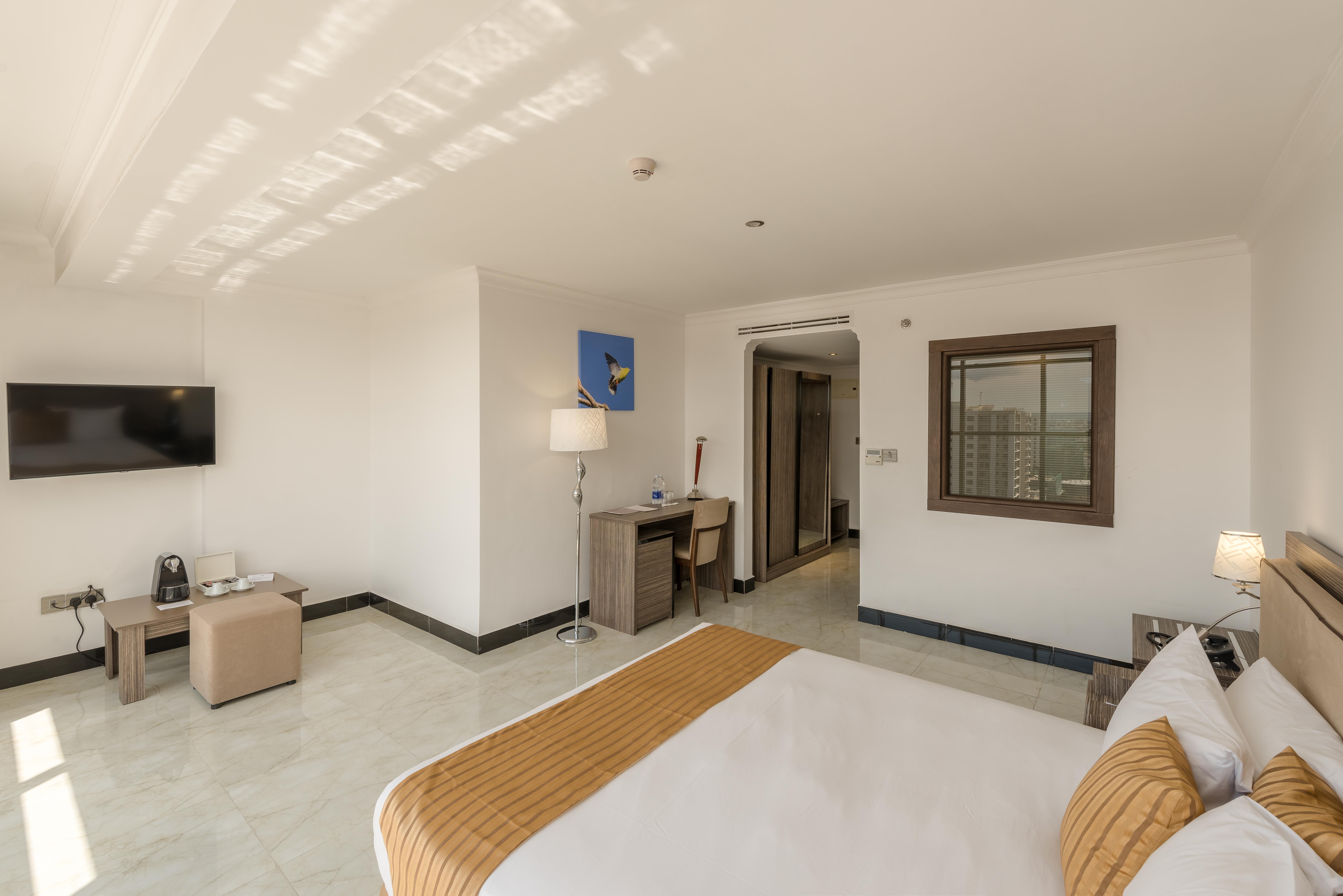 Golden Tulip Dar Es Salaam City Center Hotel Dar es Salaam Exterior foto
