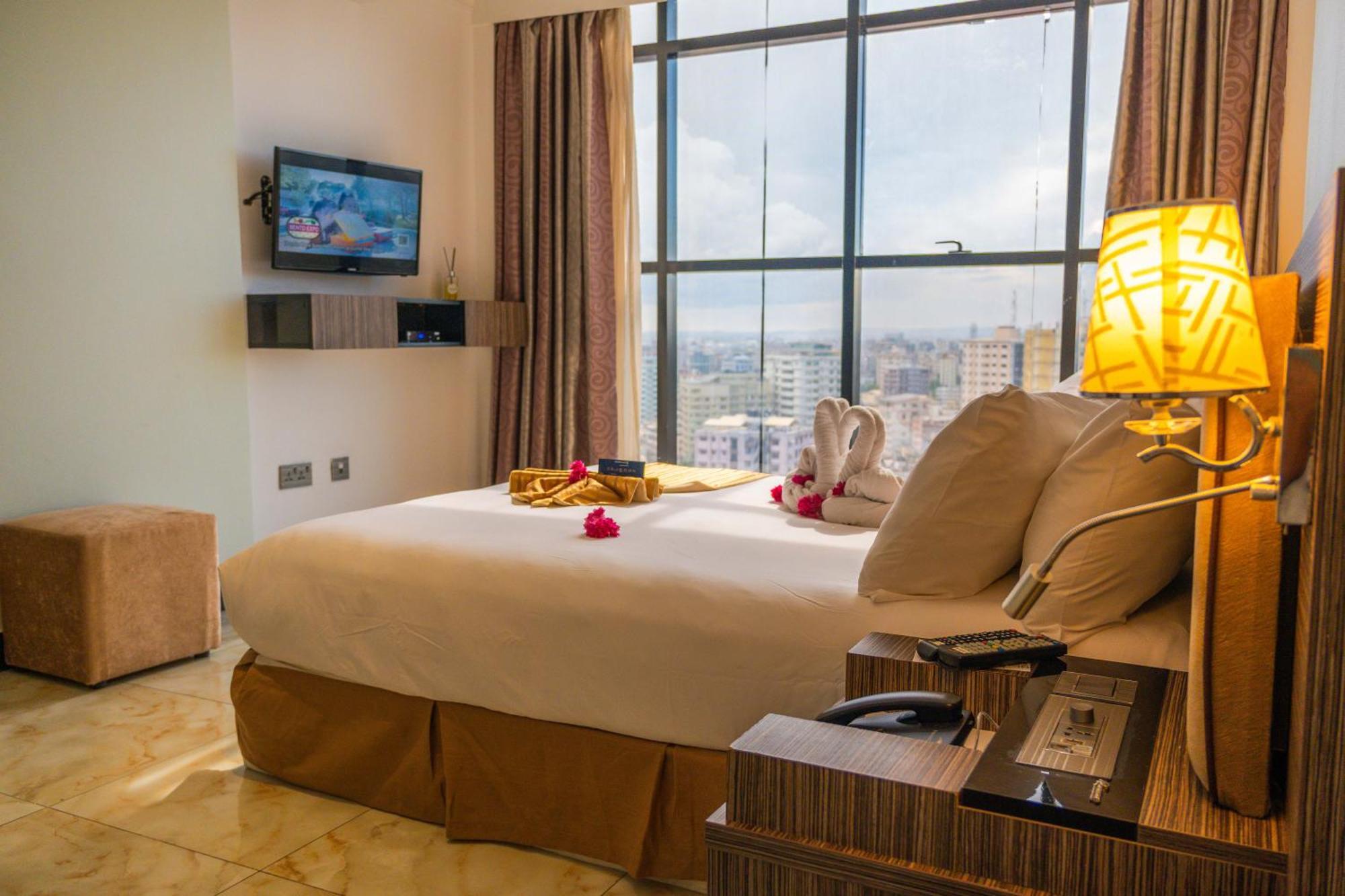 Golden Tulip Dar Es Salaam City Center Hotel Dar es Salaam Exterior foto